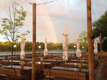 Foto: See-Biergarten Lerchenau
