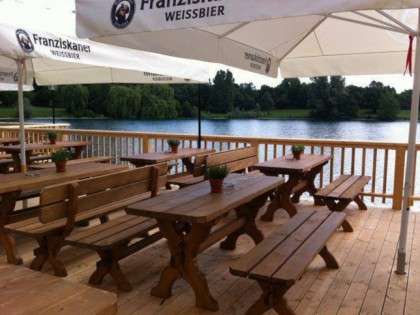 Foto: See-Biergarten Lerchenau